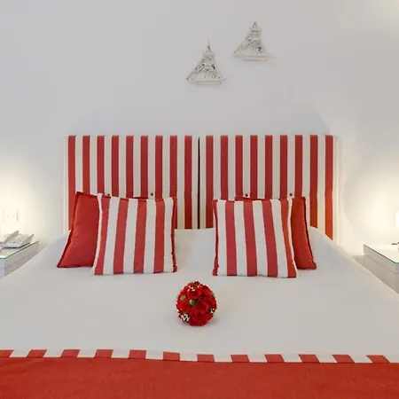 Dream Island Hotel Fira (Santorini)