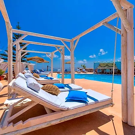 Dream Island Hotel