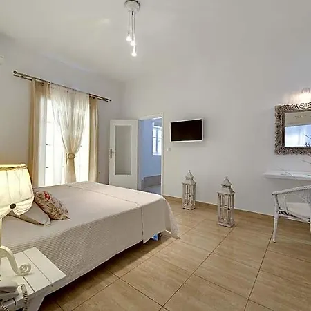 Dream Island Hotel