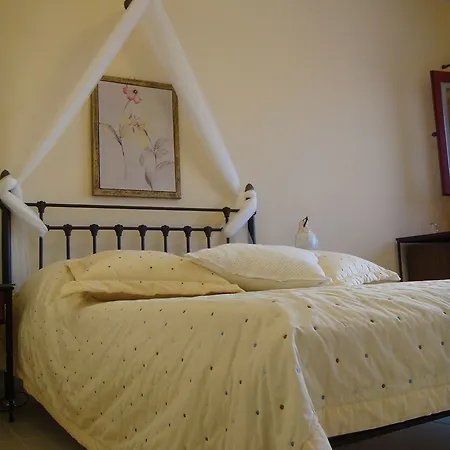 Dream Island מלון 3*