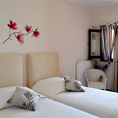 Dream Island 3* Fira (Santorini)