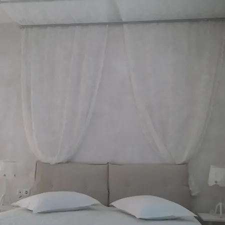 Dream Island מלון