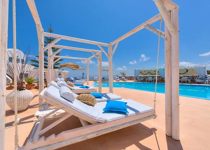 Dream Island Fira (Santorini)