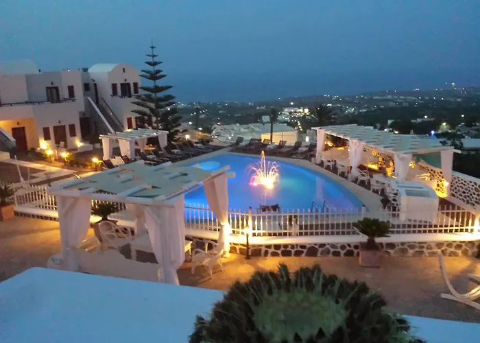 Dream Island 3* Fira (Santorini)